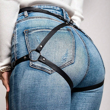 Women Fashion Belt Street Style for Women Cool Punk Rock Pu Leather Belt With Leg Jeans Decorative Belt Goth Clothing Accessorie